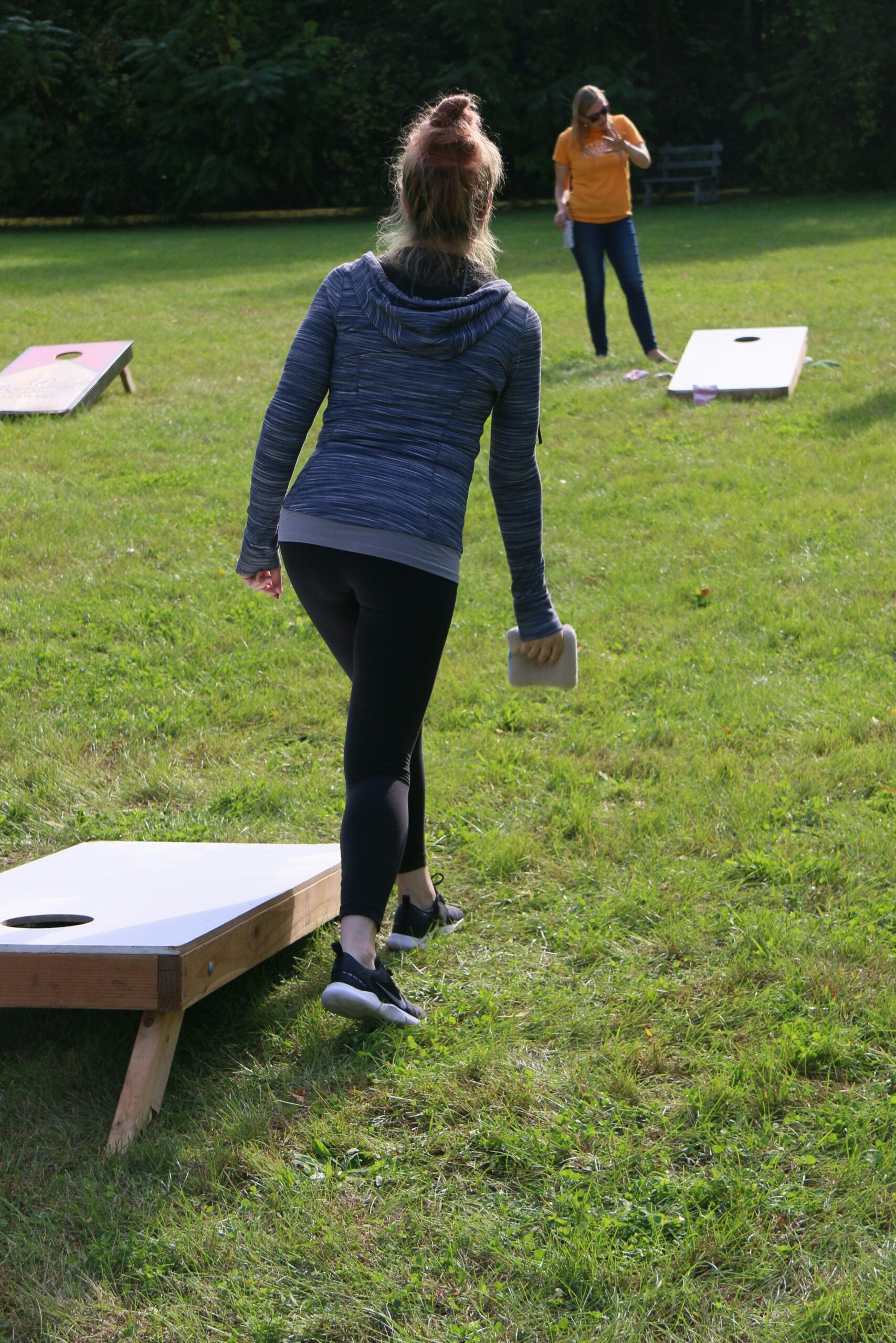 La mode du cornhole à Paris en 2026